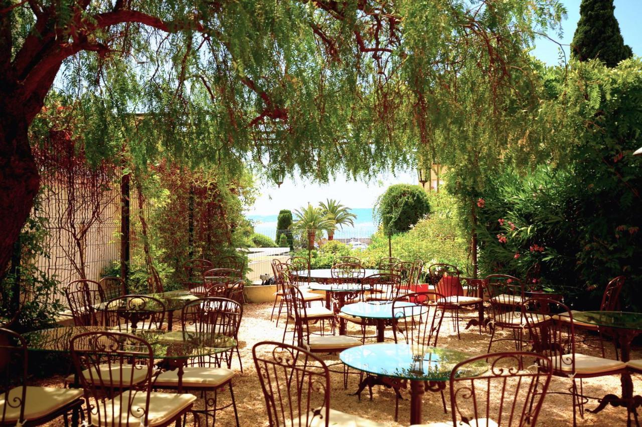 Royal Bon Repos